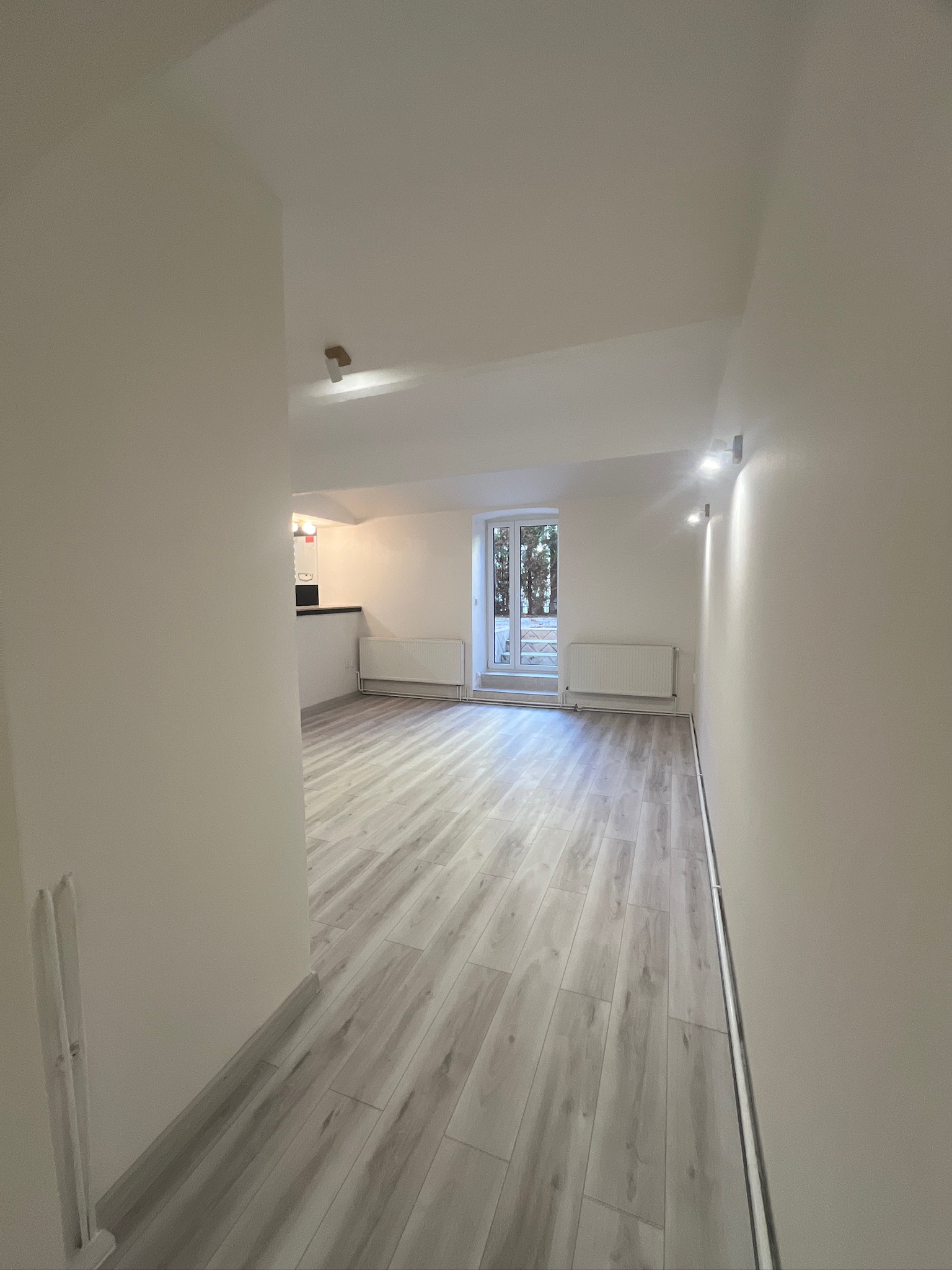 Rozpracovaná dlažba